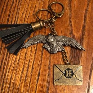 HP Hedwig letter keychain